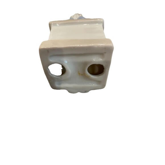 Vintage Roman Brand Porcelain Girl Praying at Altar Figurine Blue/Ivory 4" Tall - Picture 6 of 6